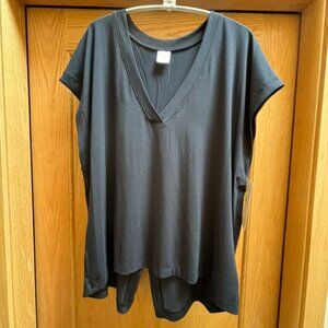 Athleta Essence Away from Body Tee Black XL NWT cap sleeve